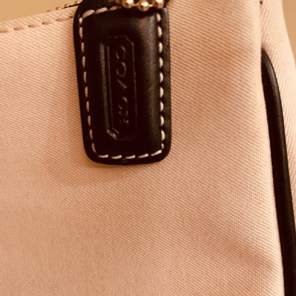 Coach Vintage Mini Bag Pale Pink with Apple Green Interior Black Leather Accents - Picture 8 of 8